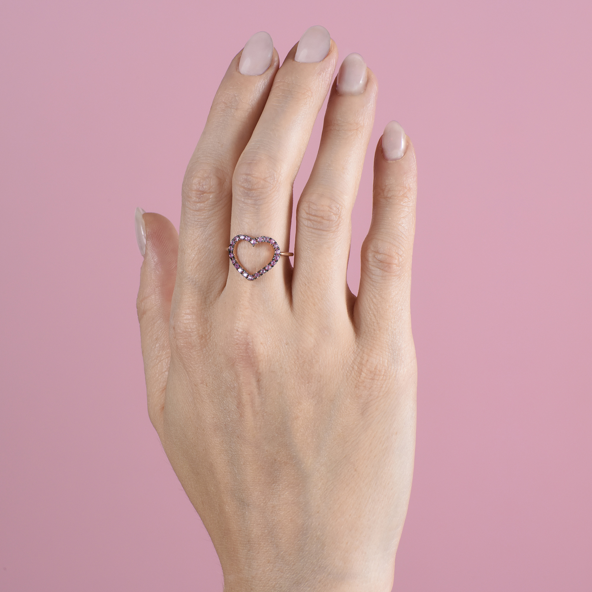 Marco Gerbella - Anello cuore e zaffiri rosa - immagine 2