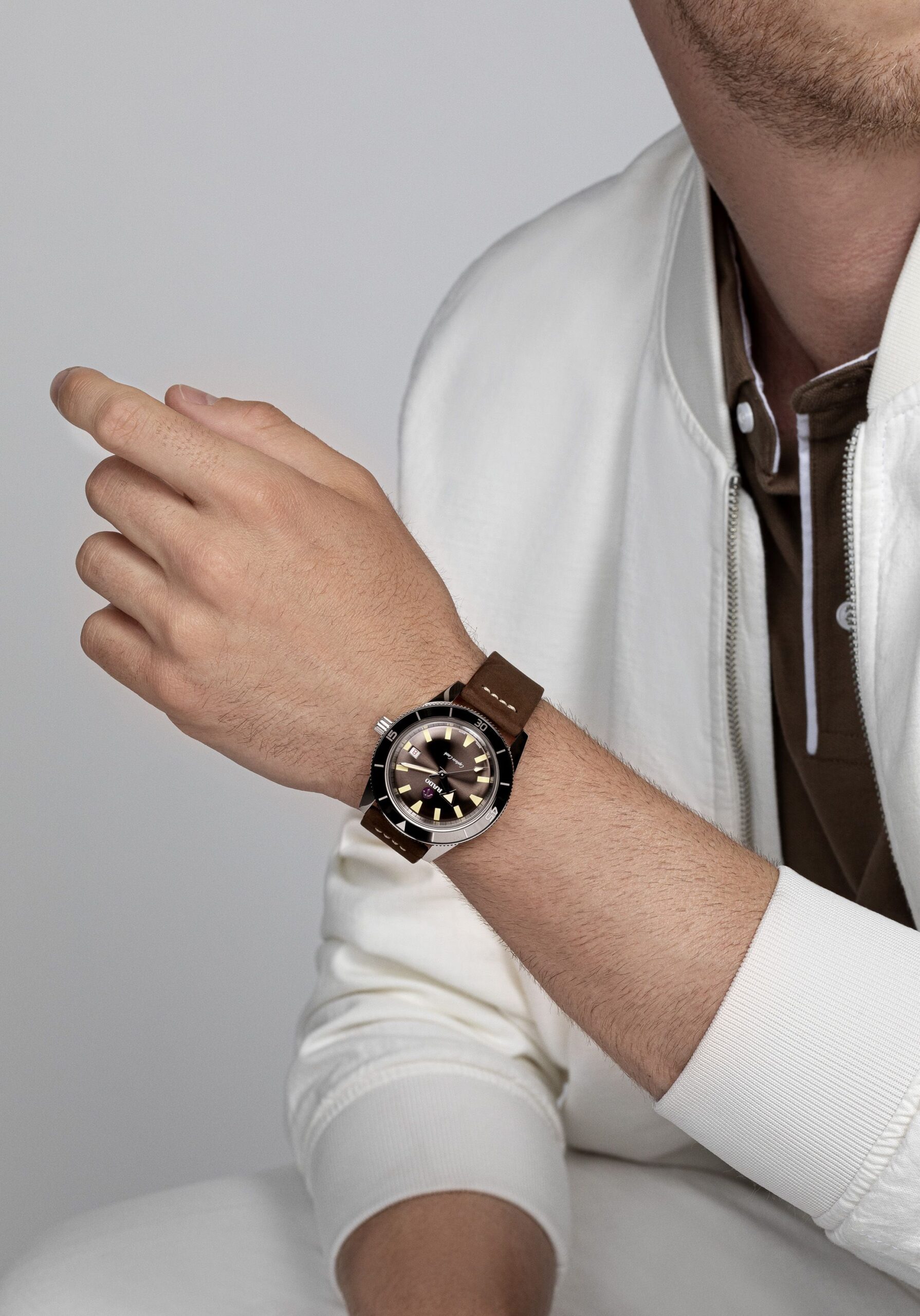 Rado - Captain Cook Automatic R32505305 - immagine 3