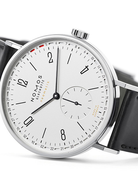 NOMOS 180 Tangente